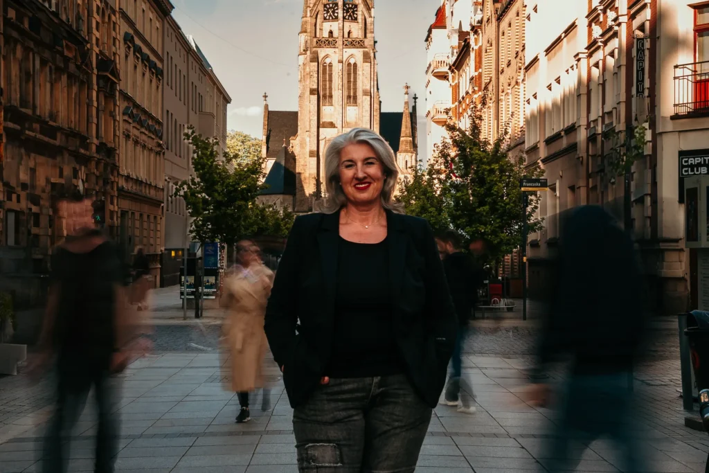 Rozwój osobisty po czterdziestce: Dlaczego to Twój najlepszy czas na napisanie nowego rozdziału?